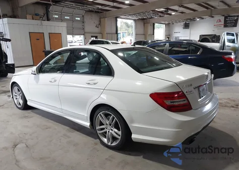 2014 Mercedes-Benz C 250 Sport from USA, damaged, VIN WDDGF4HB1ER303789